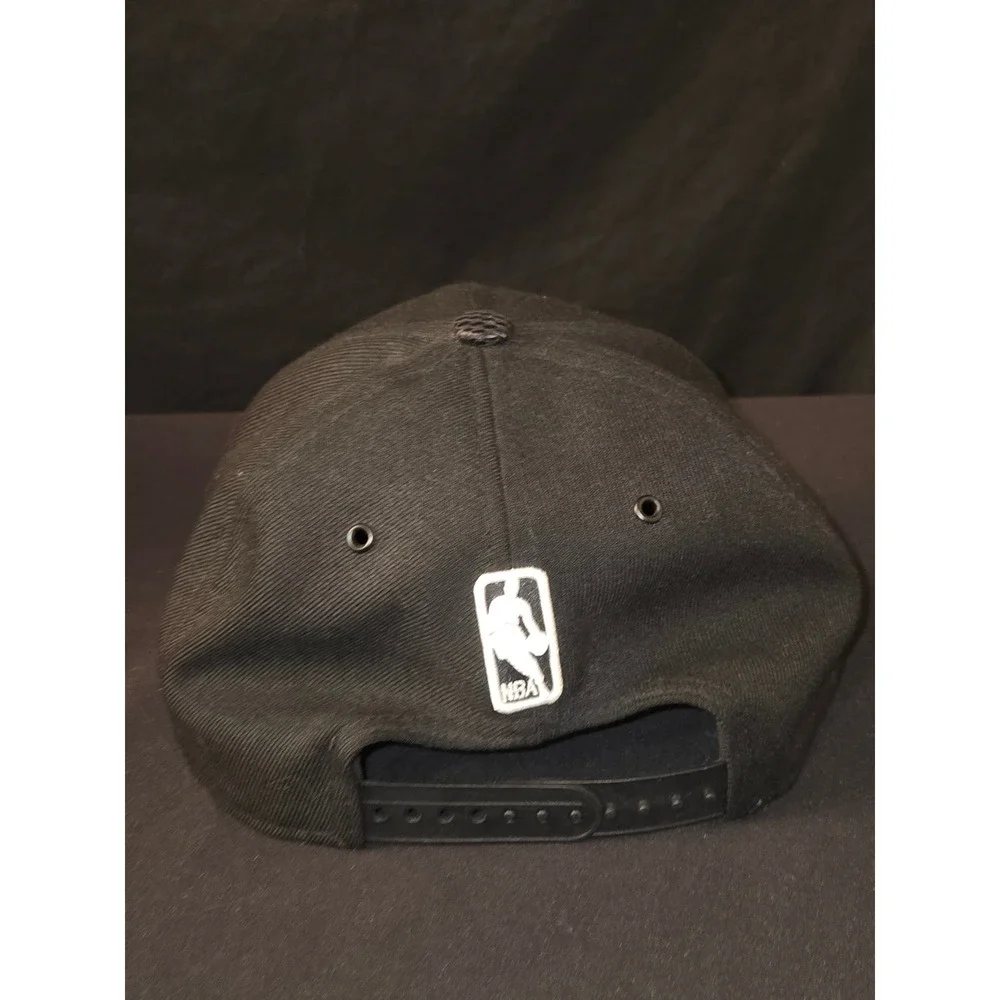 New Era striking statement